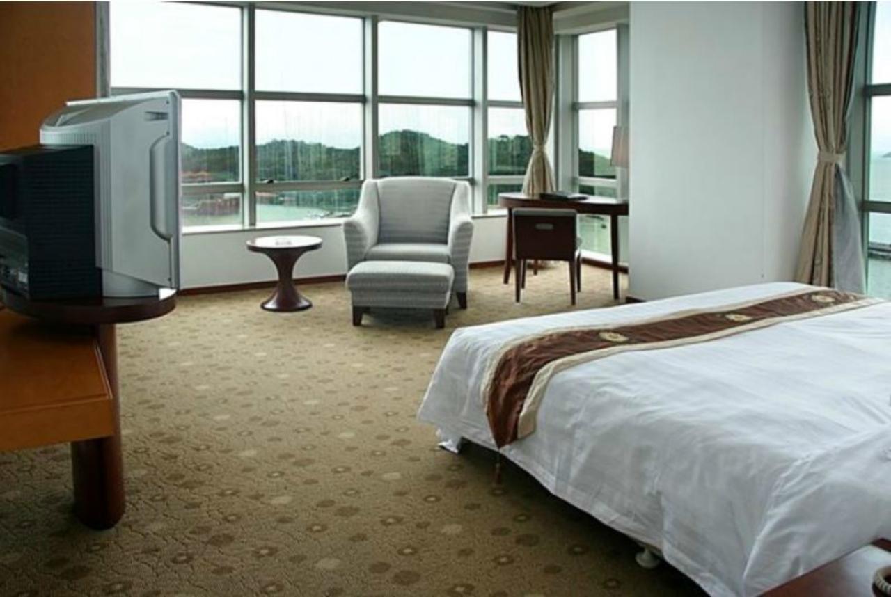 Maihao International Hotel Zhuhai Exterior photo